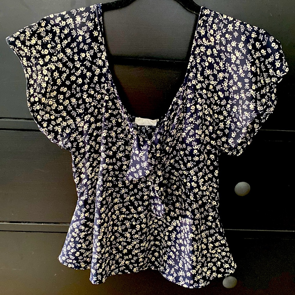 Floral crop top with front tie